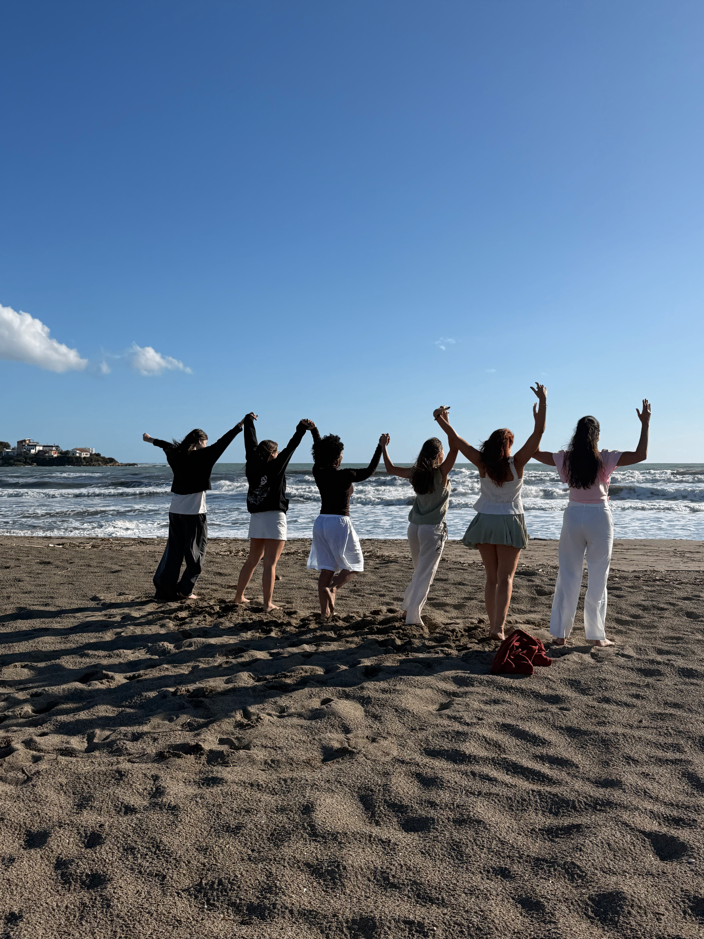 Donne insieme in spiaggia